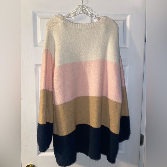 Cozy Fever oversized colorblock sweater, 2X fits up to 4X - Picture 2 of 5